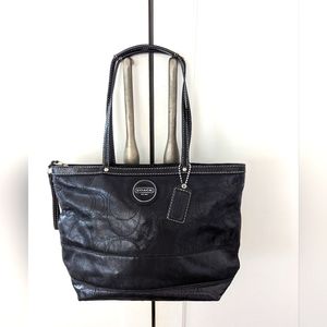 Coach Purse Signature Stitched BLACK Patent Leather Shoulder Tote Handbag F15142